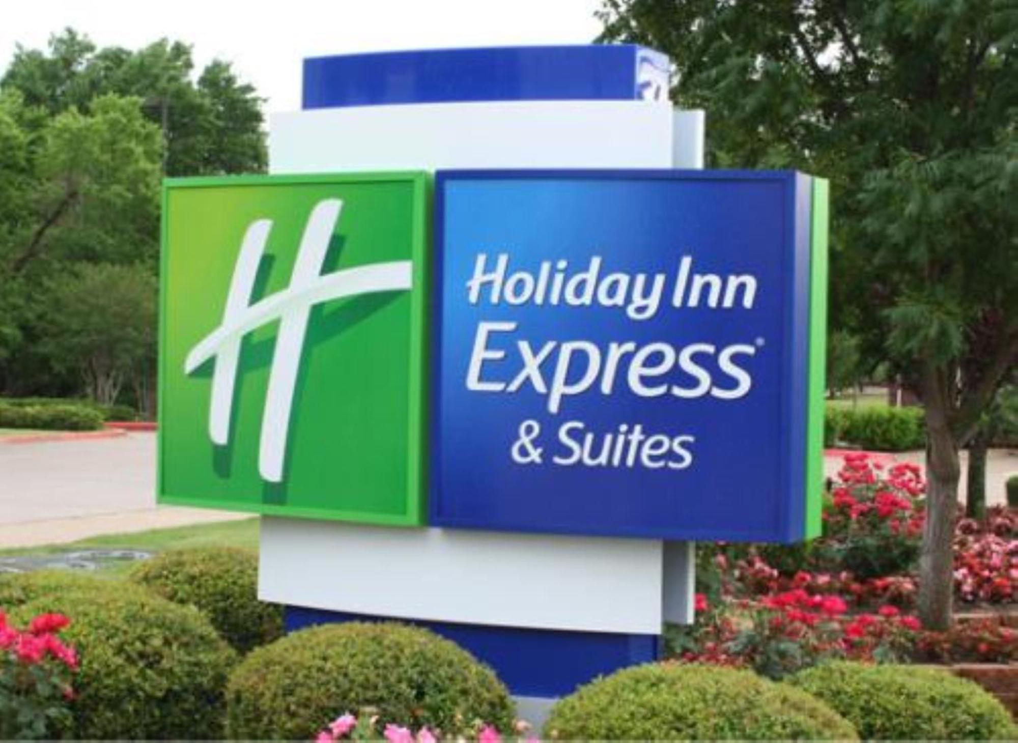 Holiday Inn Express & Suites Bessemer - Birmingham Sw By Ihg Екстер'єр фото